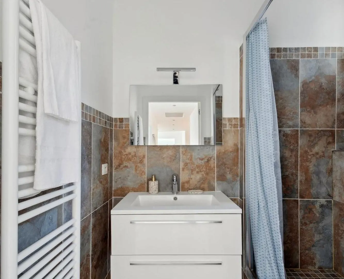 Pompidou & De - Cityapartmentstay Apartment *